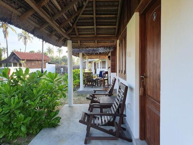 Windy Beach Cabanas Kalpitiya Exterior foto